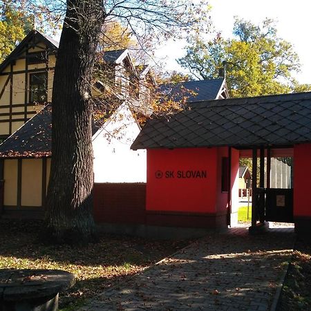 Homestay Podebrady Ngoại thất bức ảnh